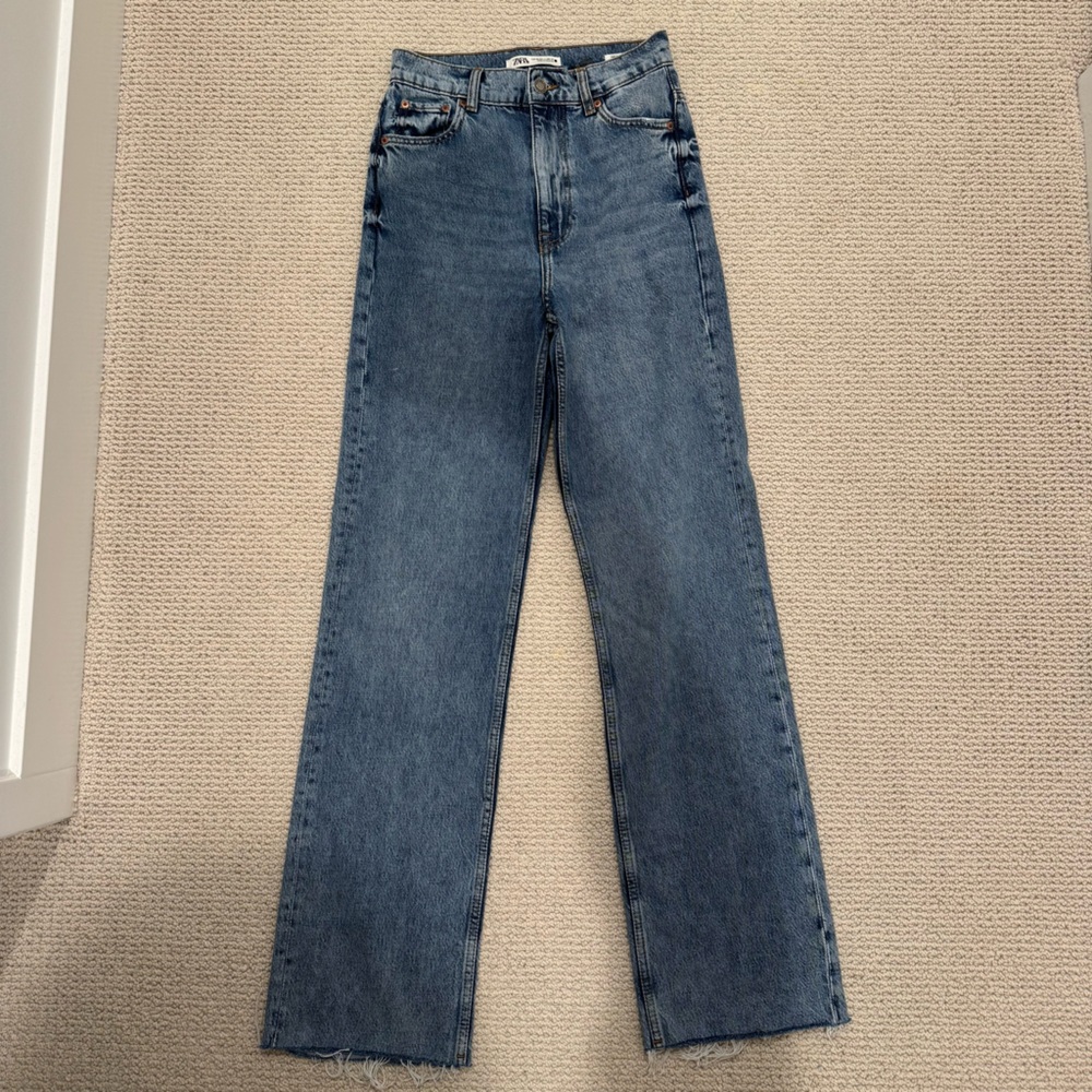 NWOT Zara 90s Full Length Jean Size 2